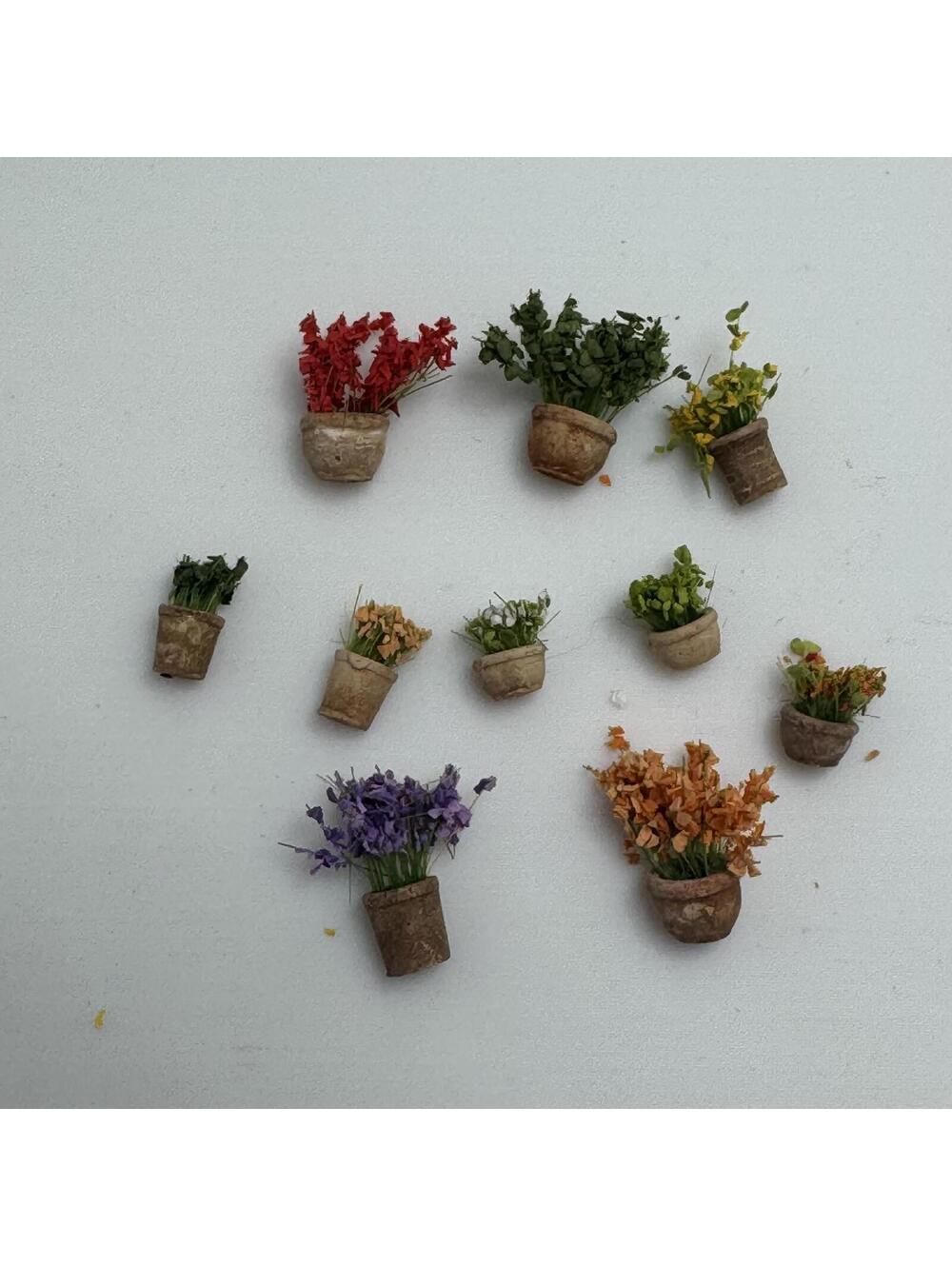 Miniature Potted Flowers Plants Model Railway Landscaping Dollhouse Set of 10